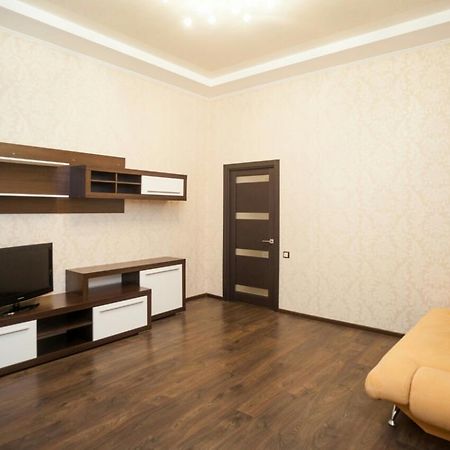 Апартаменты В Центре На Ришельевской Odessa Exterior foto